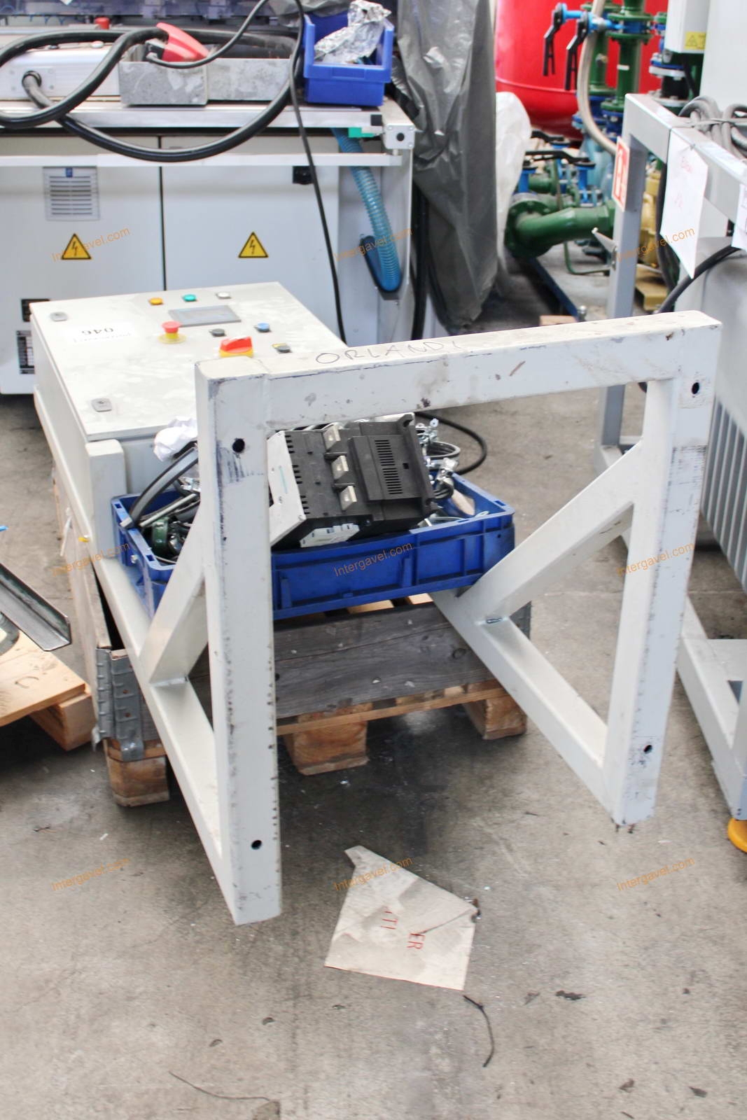 Bontott villamos szekrény 9