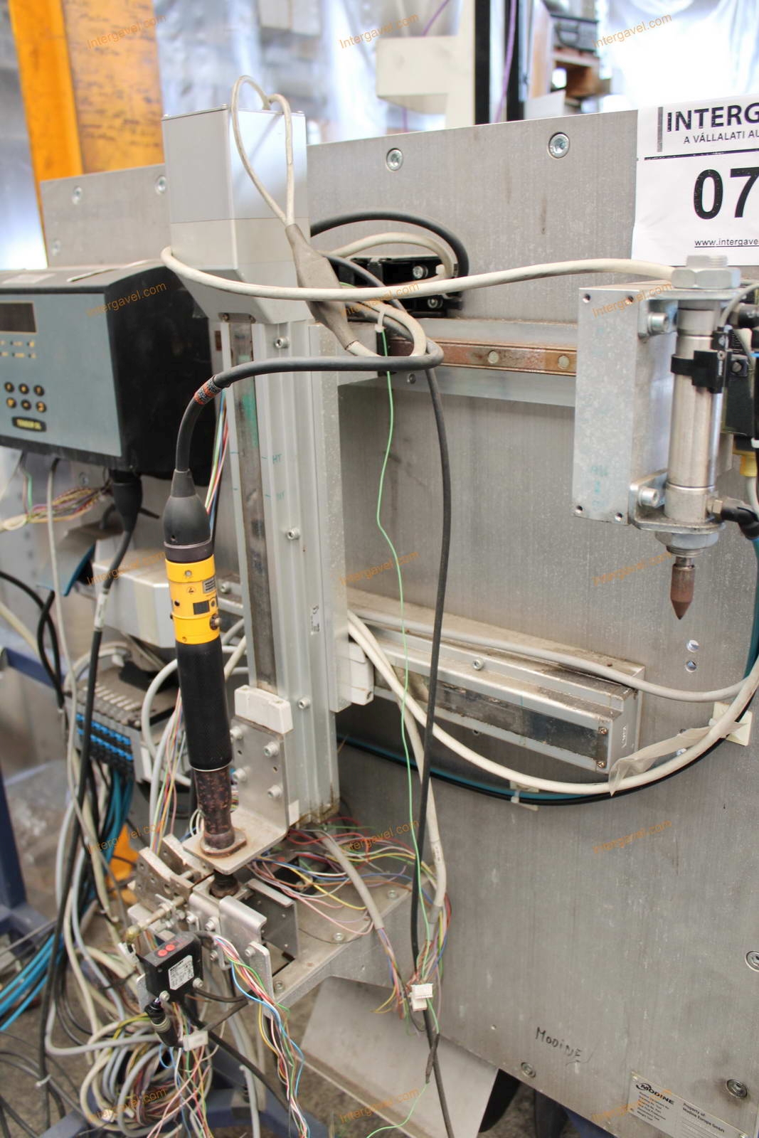 Bontott szerelő munkahely 7