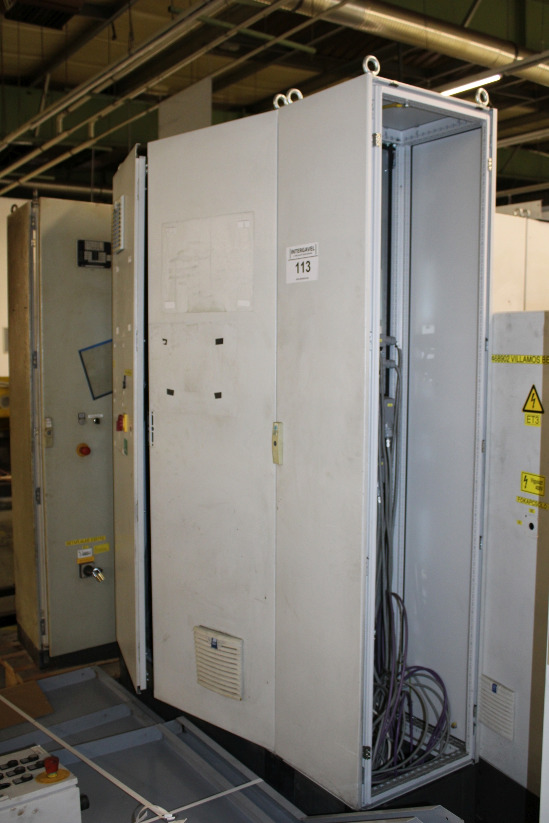 Elektromos kapcsolószekrény 2