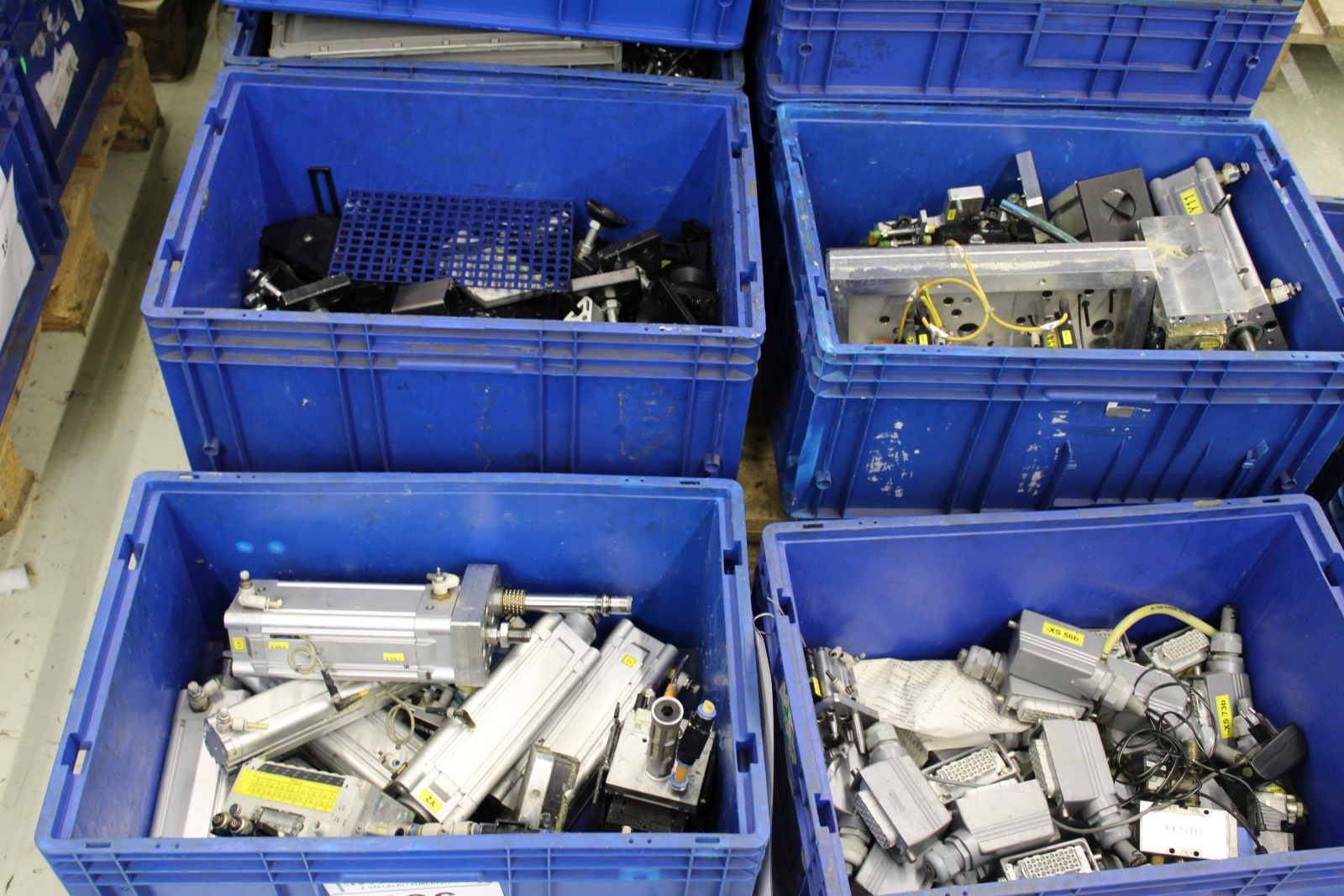 Vegyes alkatrészek 6