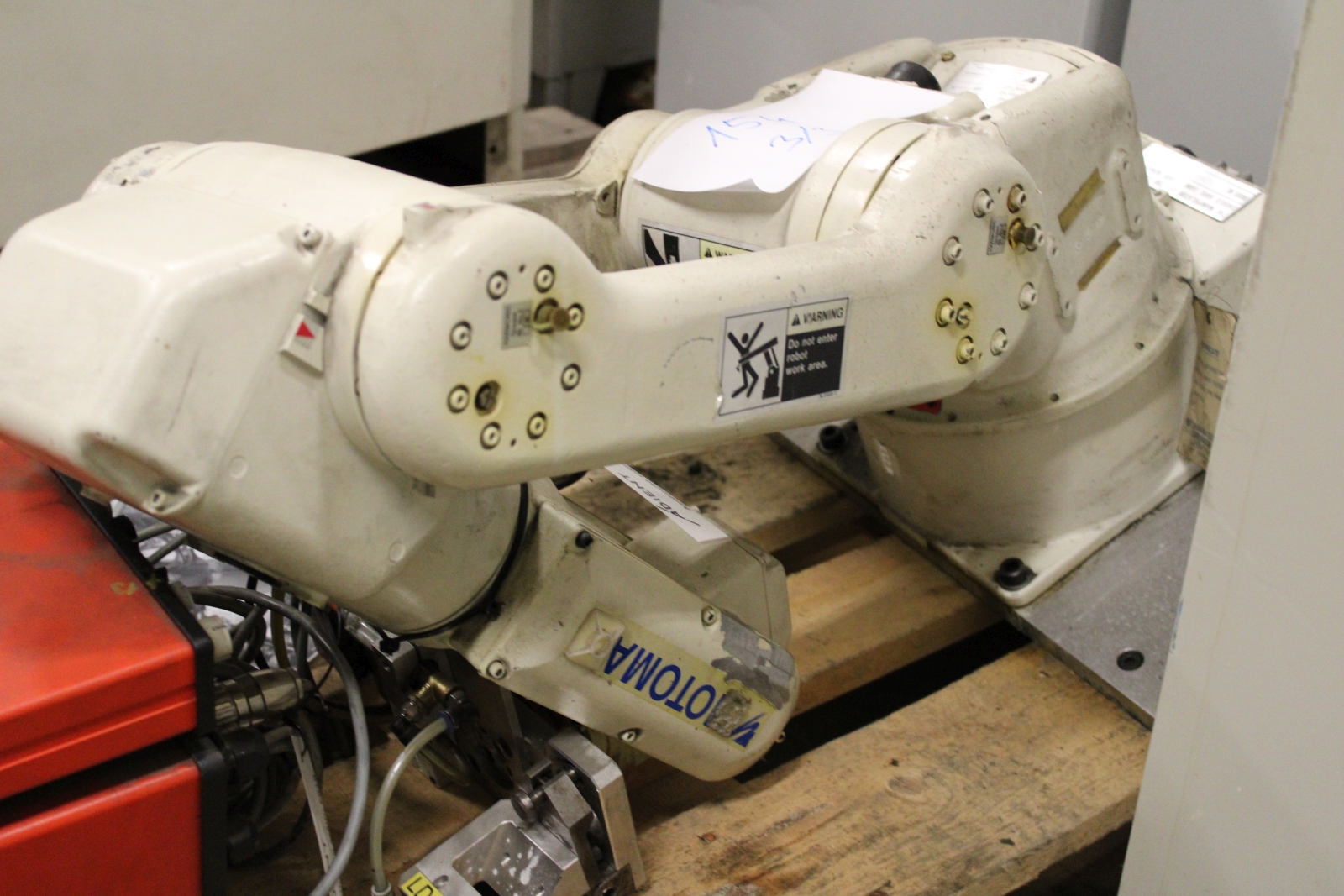 Motoman robot (3db) 9