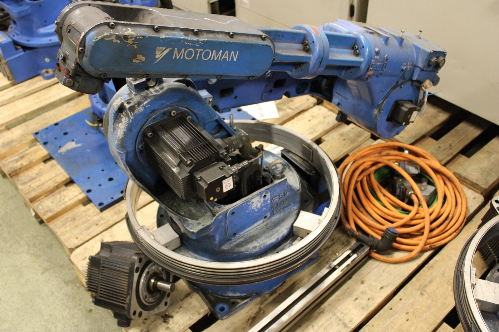Motoman robot 2