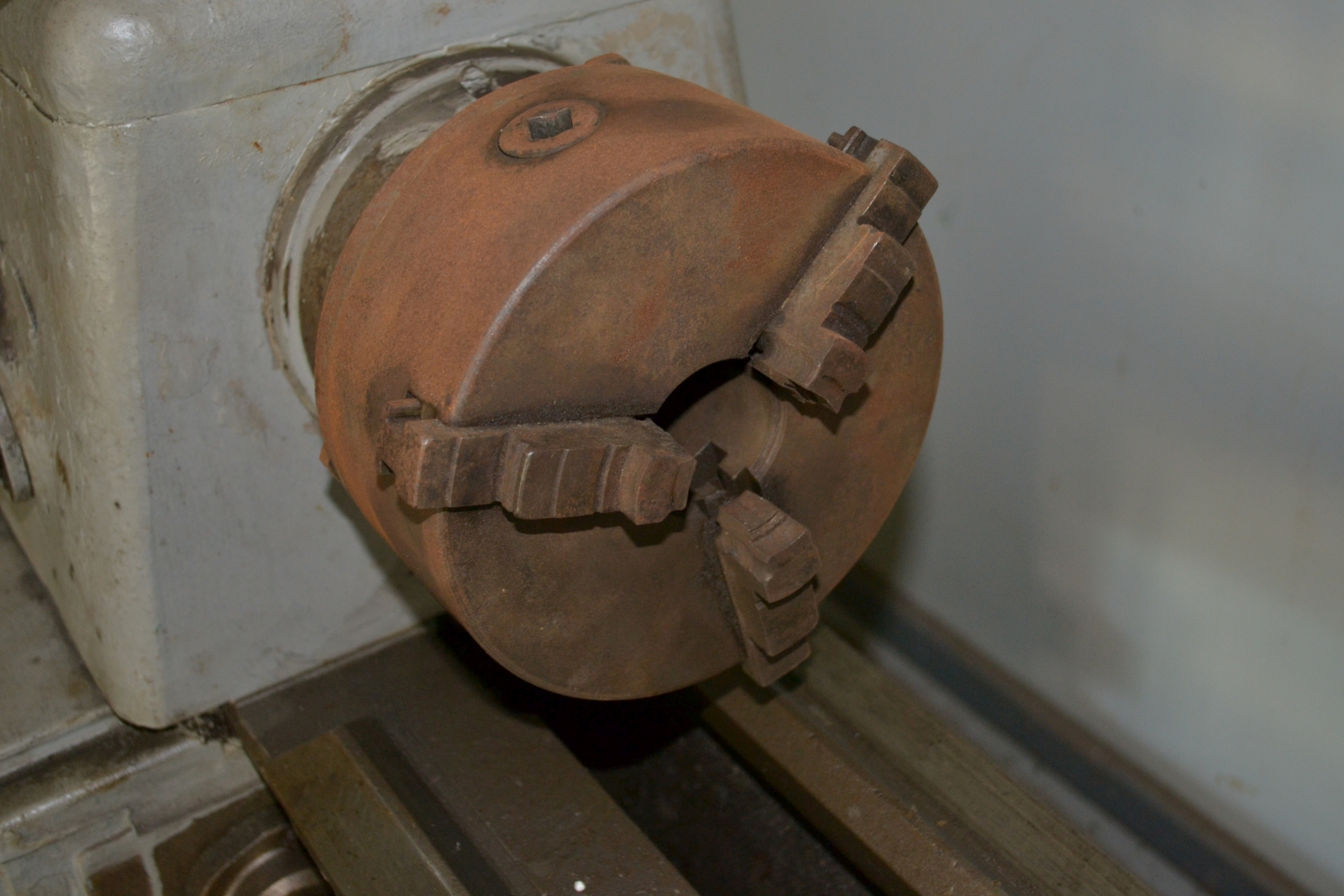 Műszerész eszterga 4