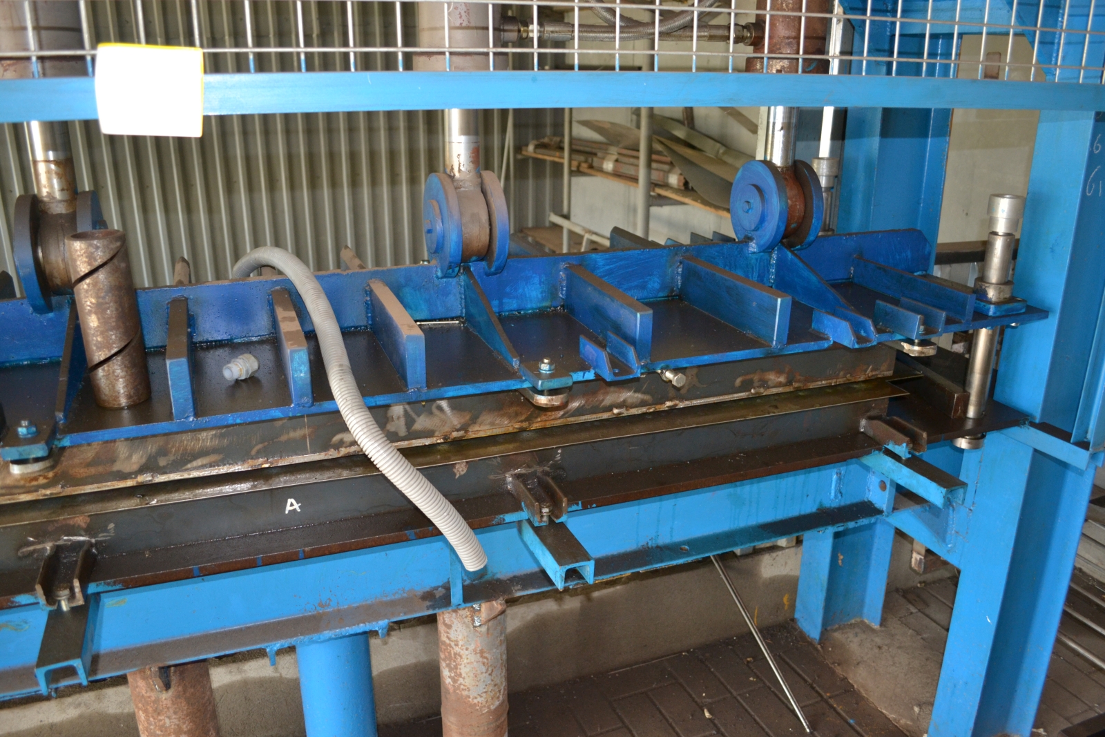 Hidraulikus présgép 5