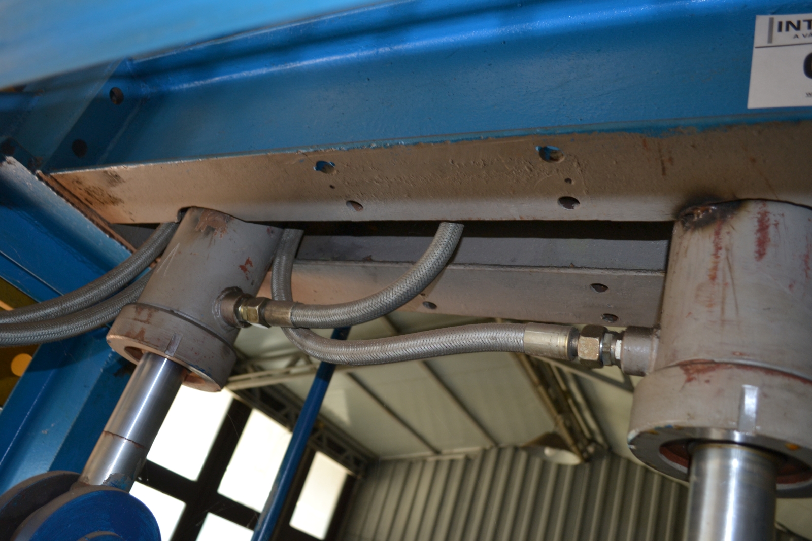 Hidraulikus présgép 6