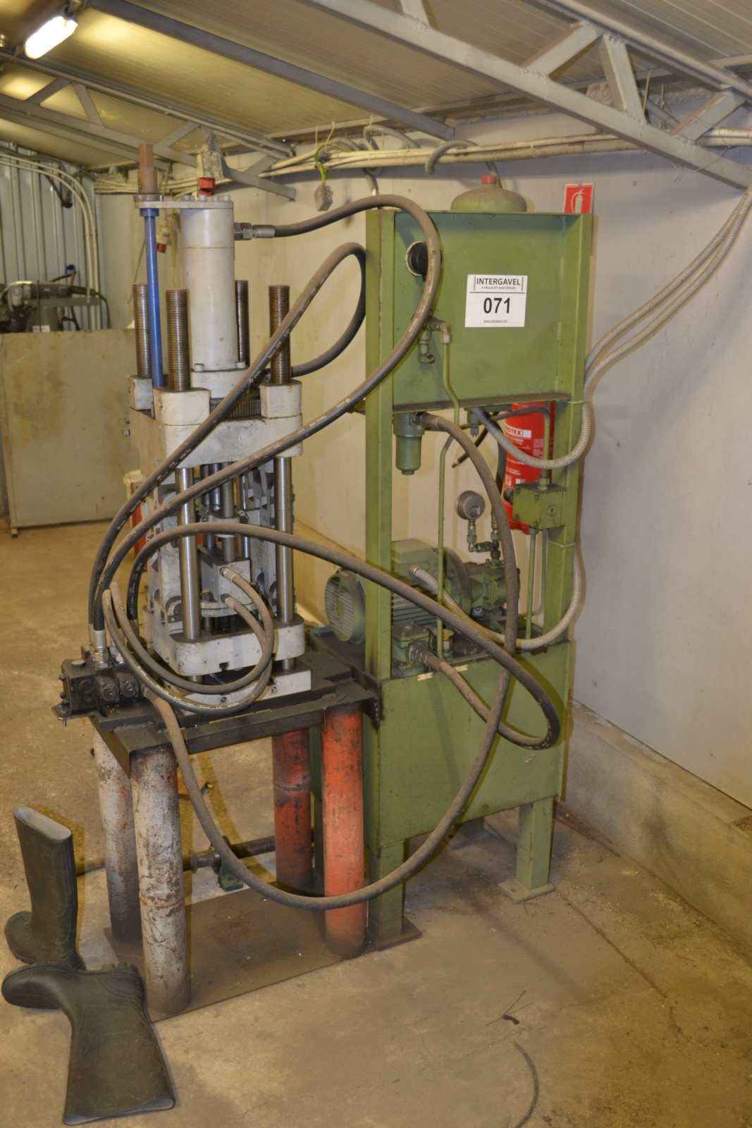 Hidraulikus présgép 1