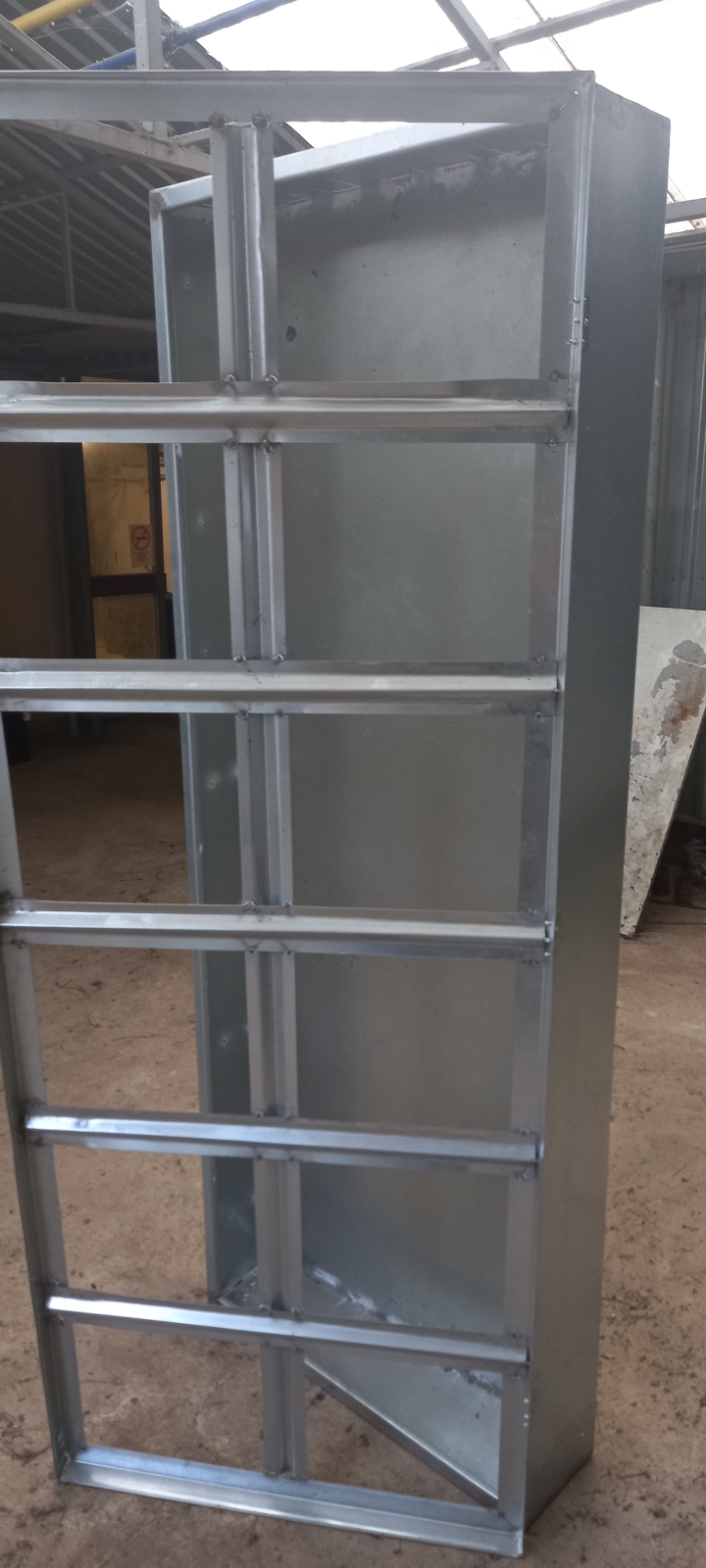 Horganyzott tálca 4