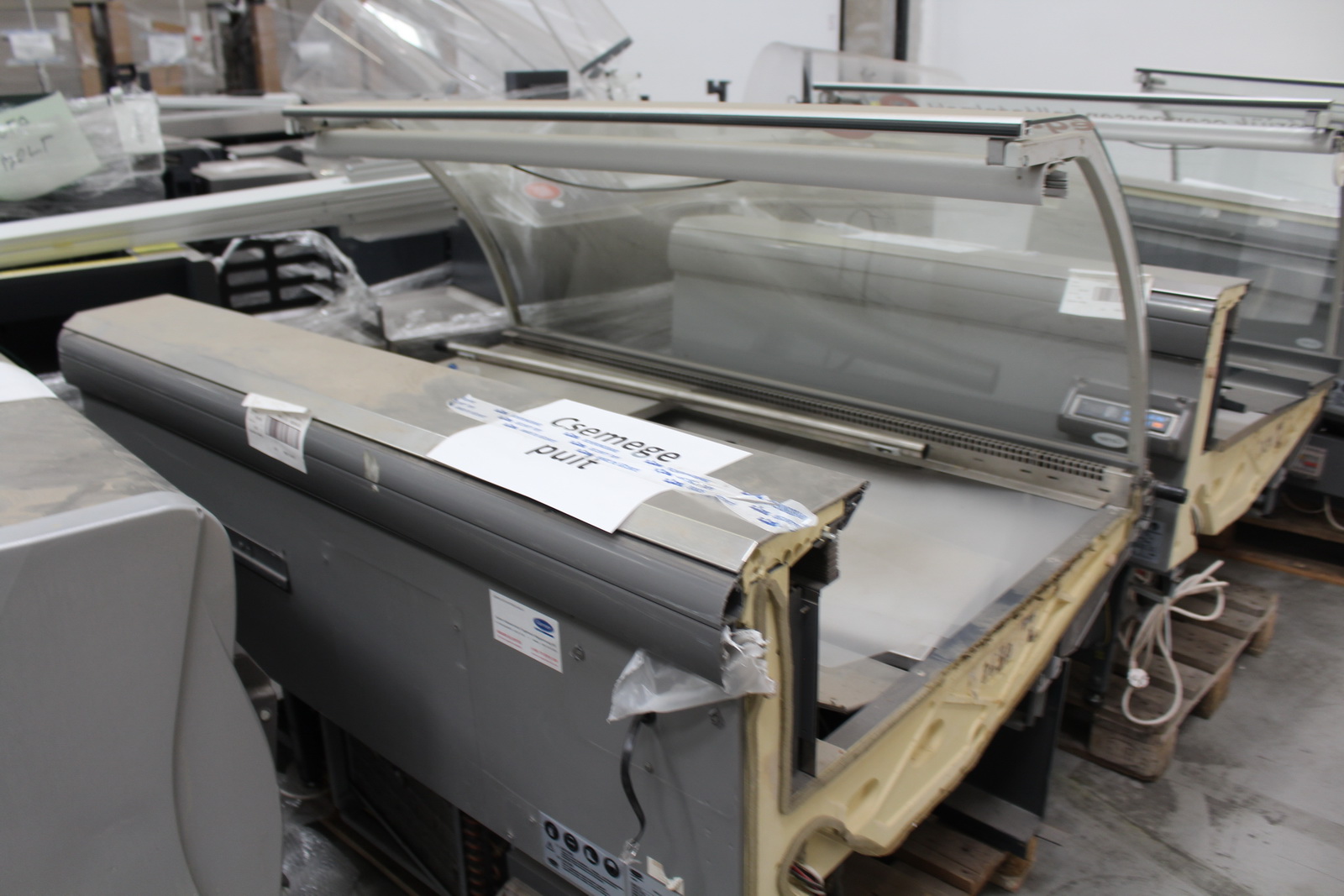 Vegyes csemegepultok 5