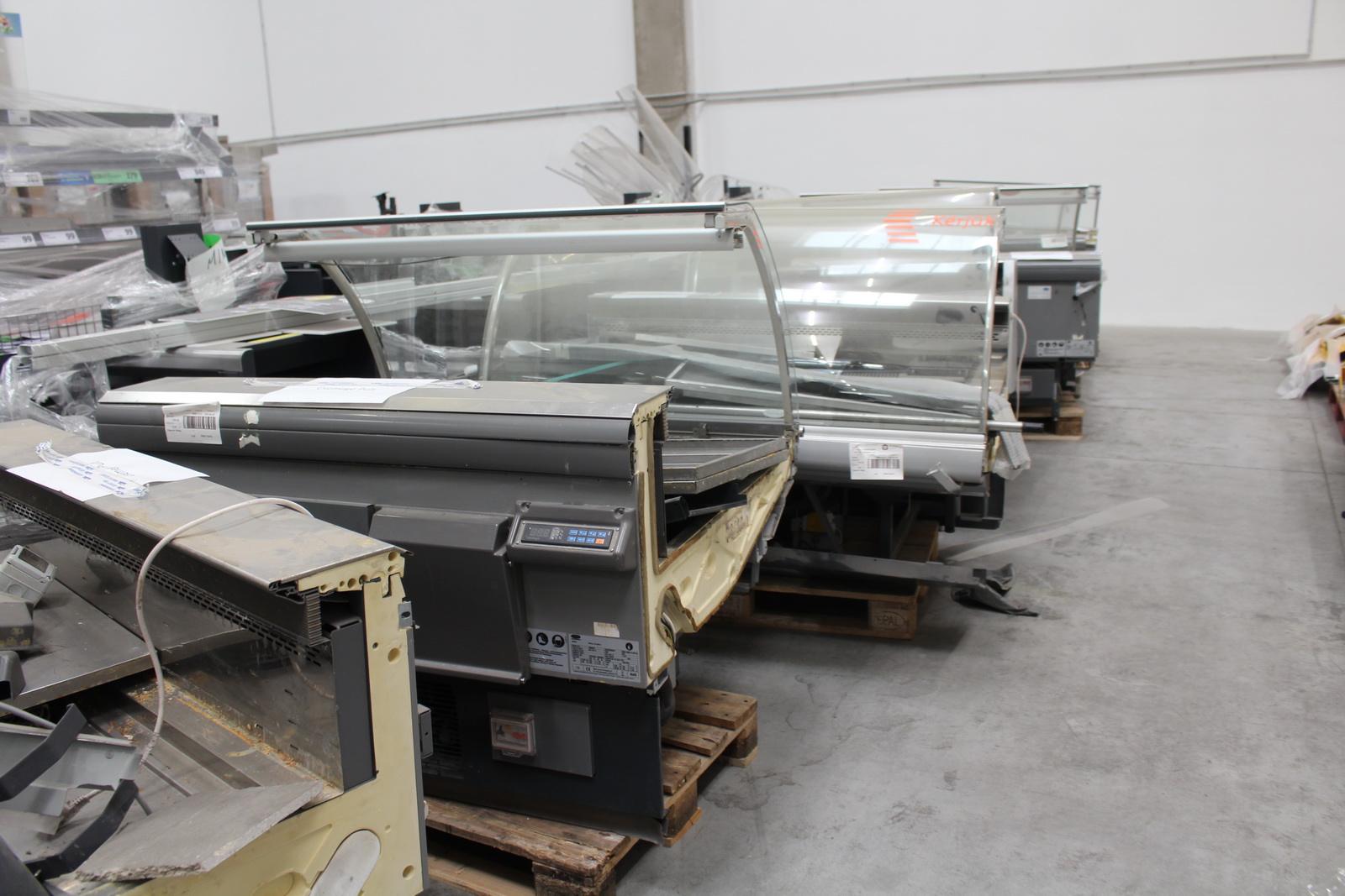 Vegyes csemegepultok 23