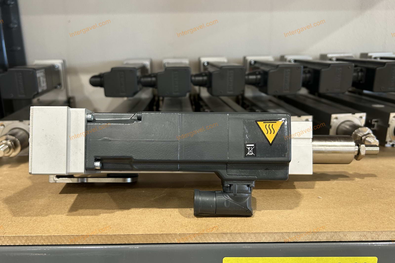 Elektromos henger és szervo átalakító 7