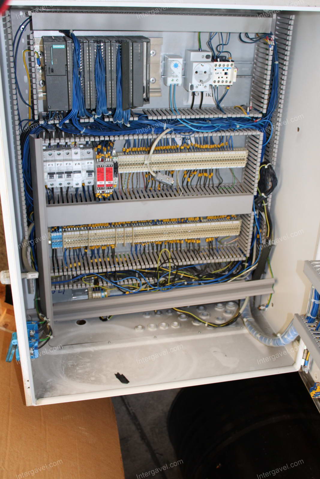 Villamos szekrény 3