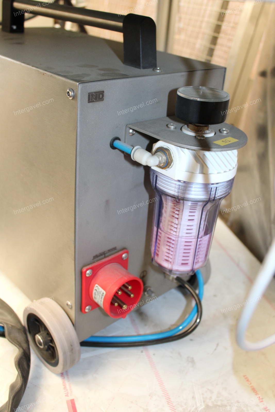 Bontott szerelő munkahely 12