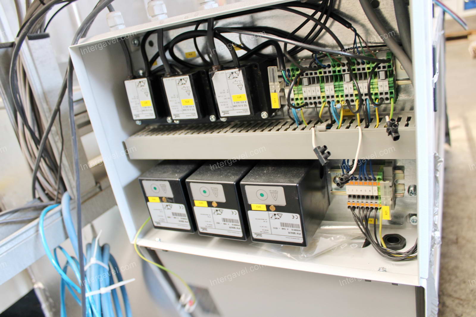 Bontott szerelő munkahely 11