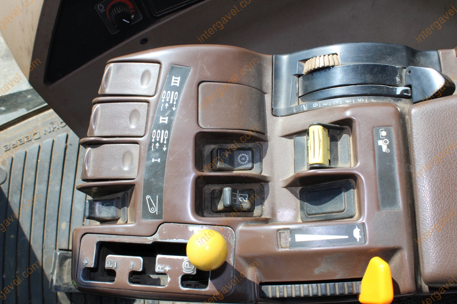 Traktor - John Deere 42