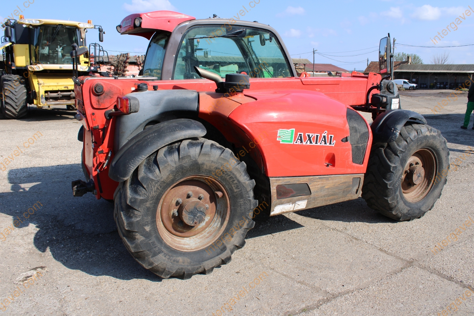 Teleszkópos rakodó - Manitou 3