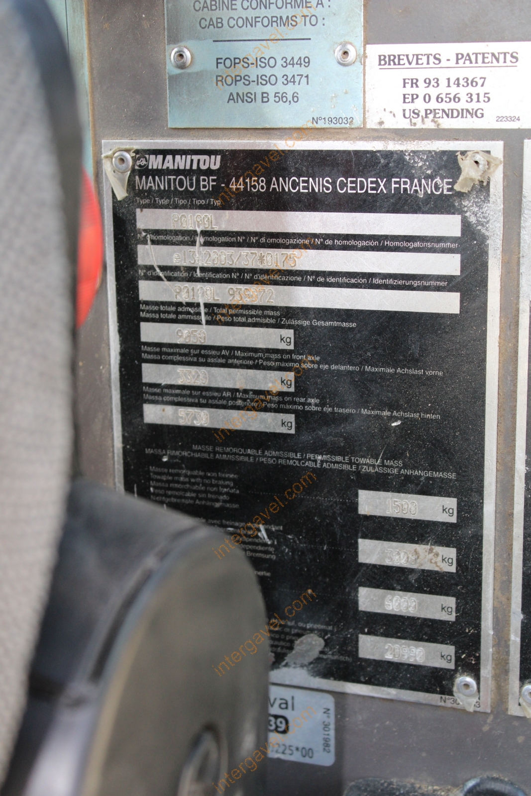 Teleszkópos rakodó - Manitou 6