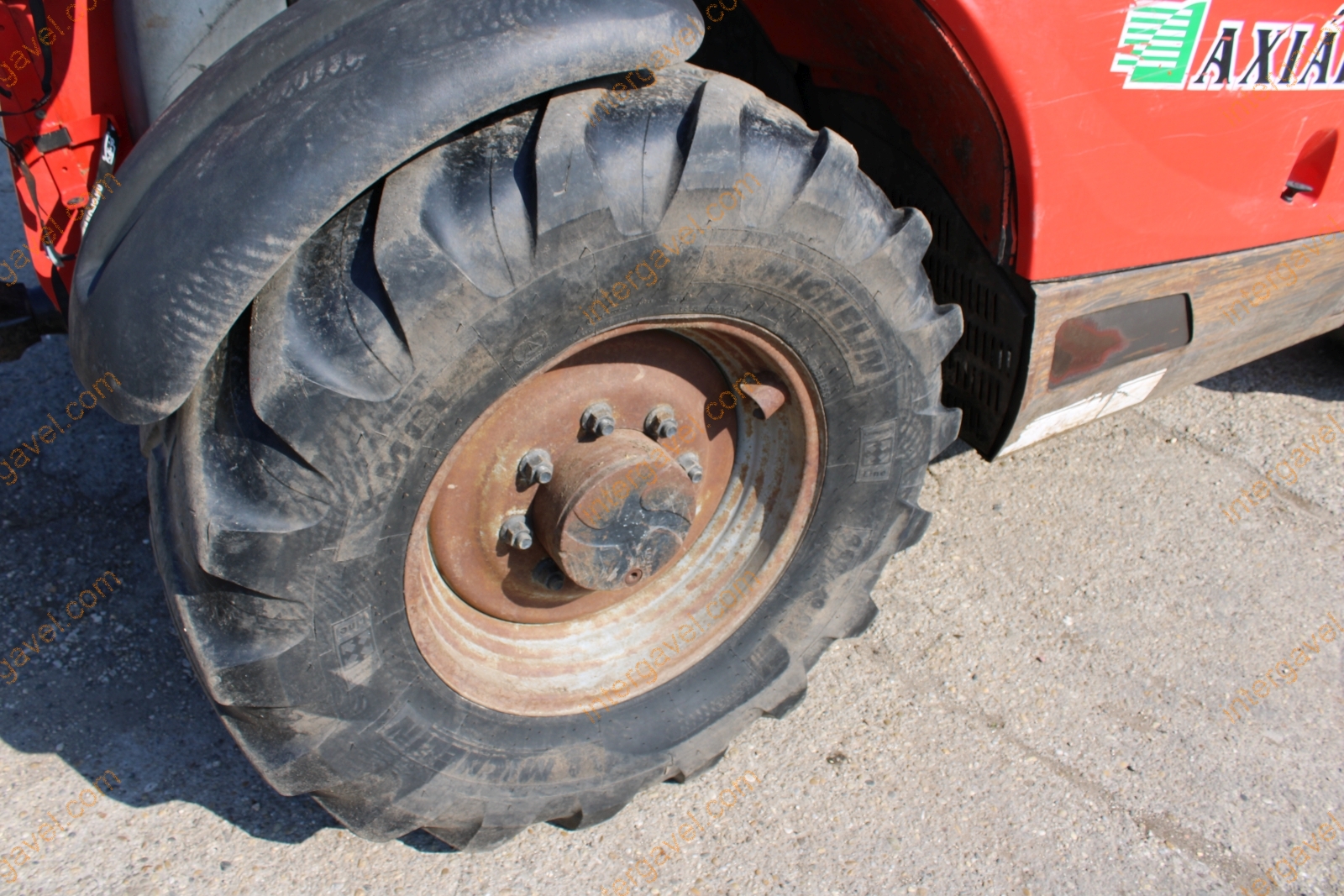 Teleszkópos rakodó - Manitou 26