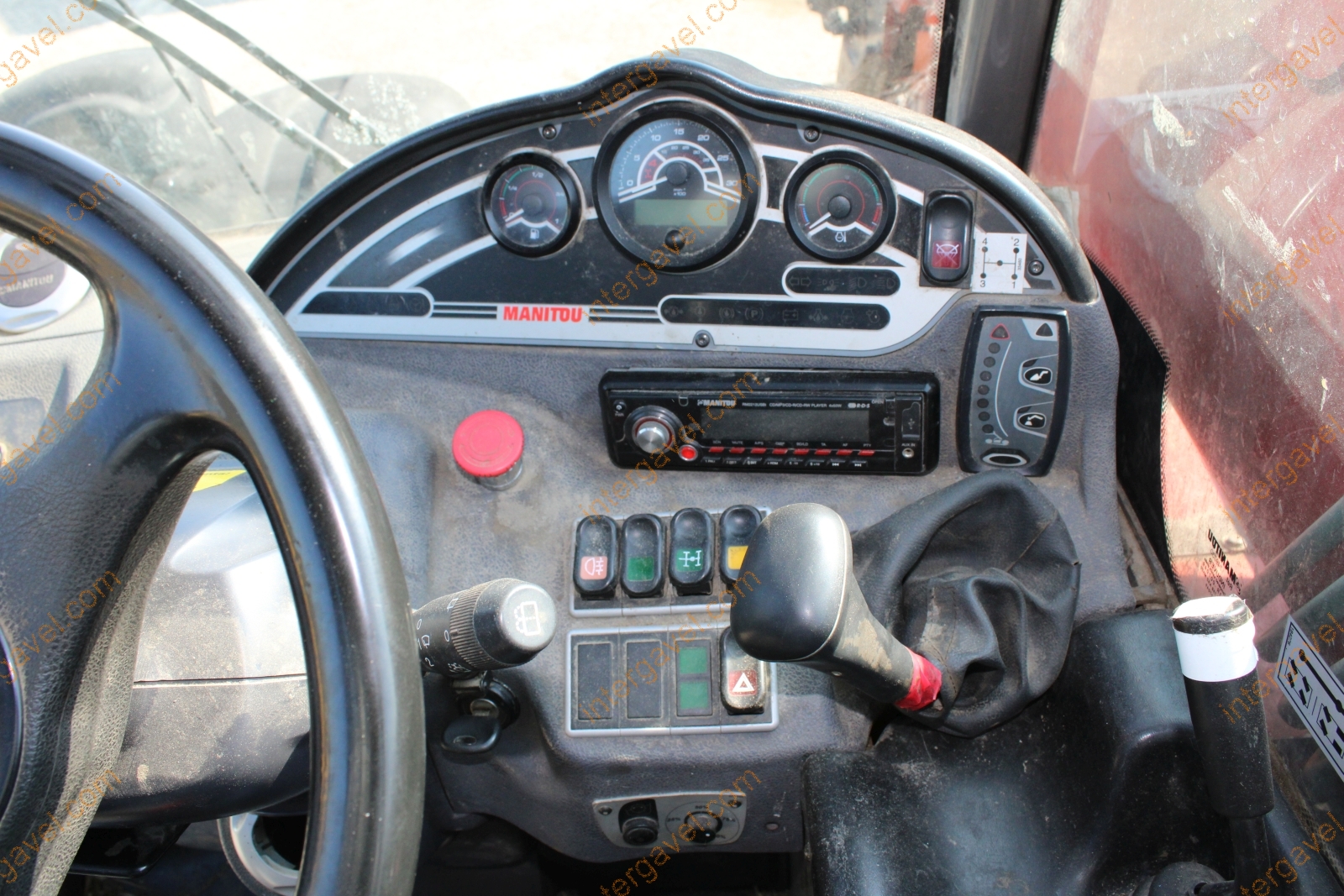 Teleszkópos rakodó - Manitou 41