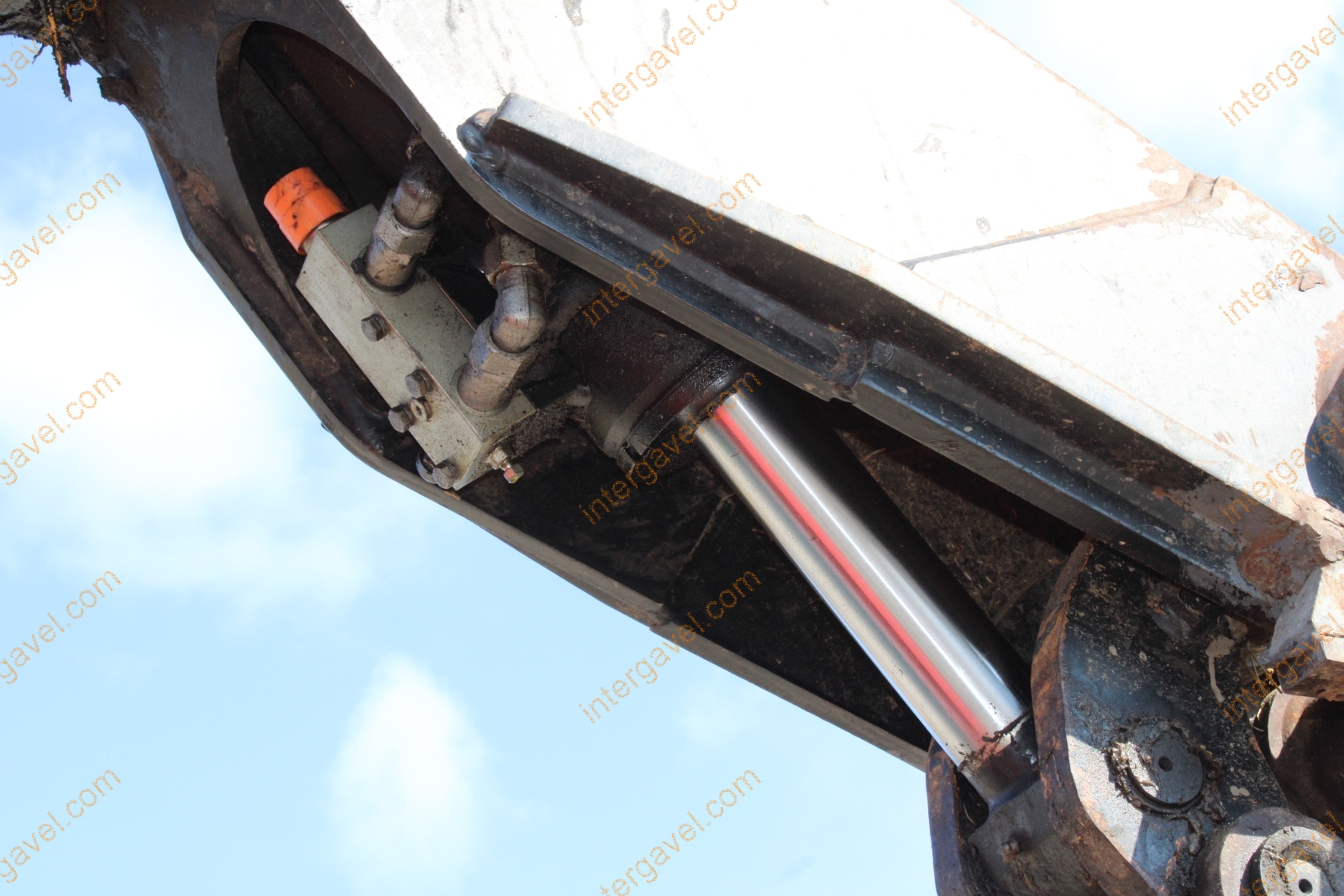 Teleszkópos rakodó - Manitou 57