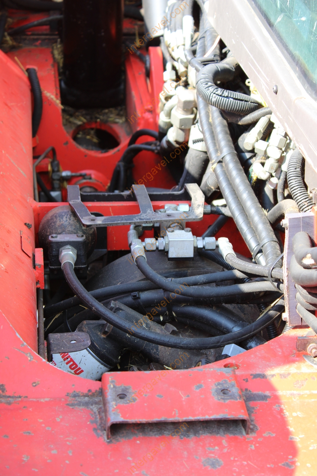 Teleszkópos rakodó - Manitou 59