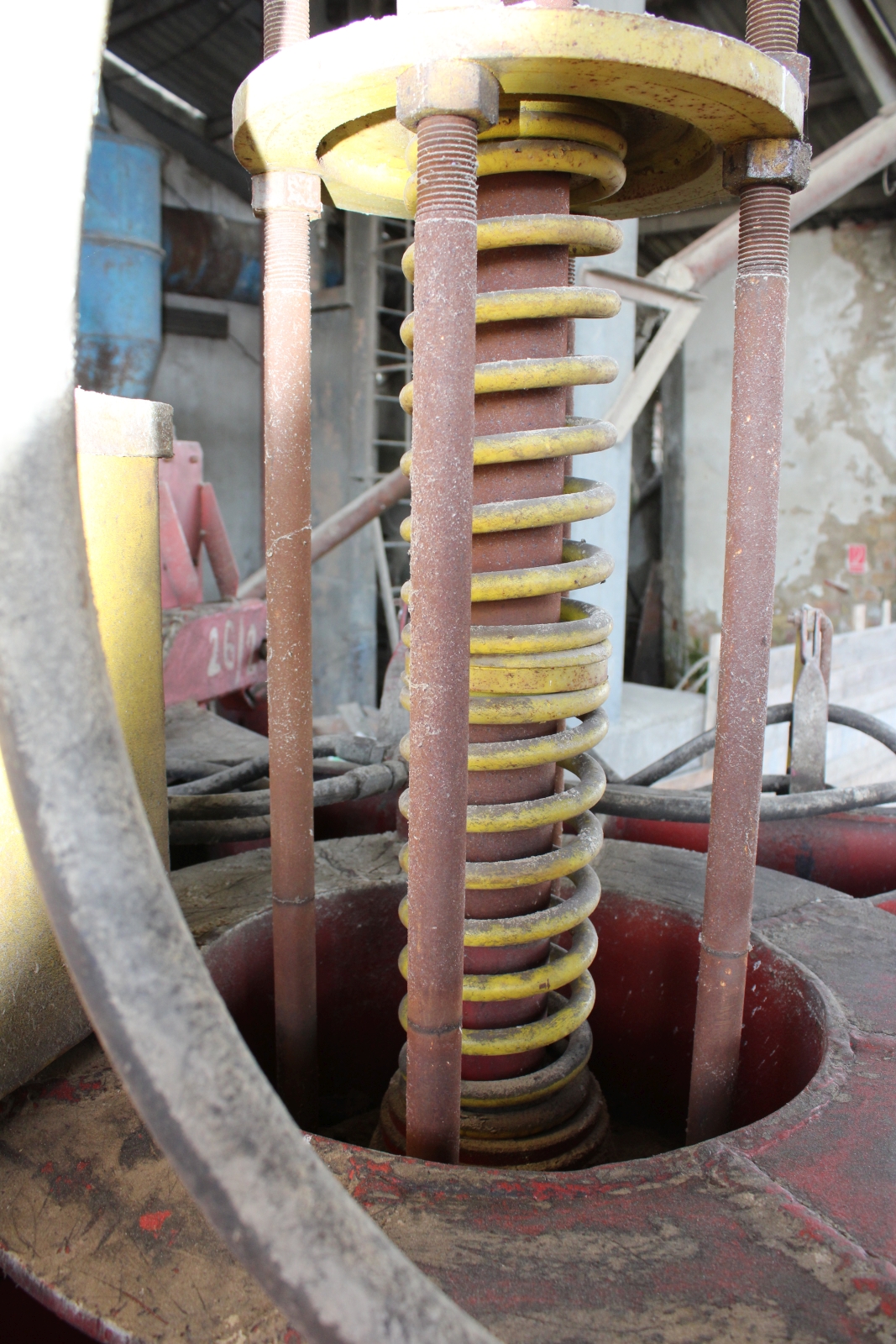 Hidraulikus présgép 11