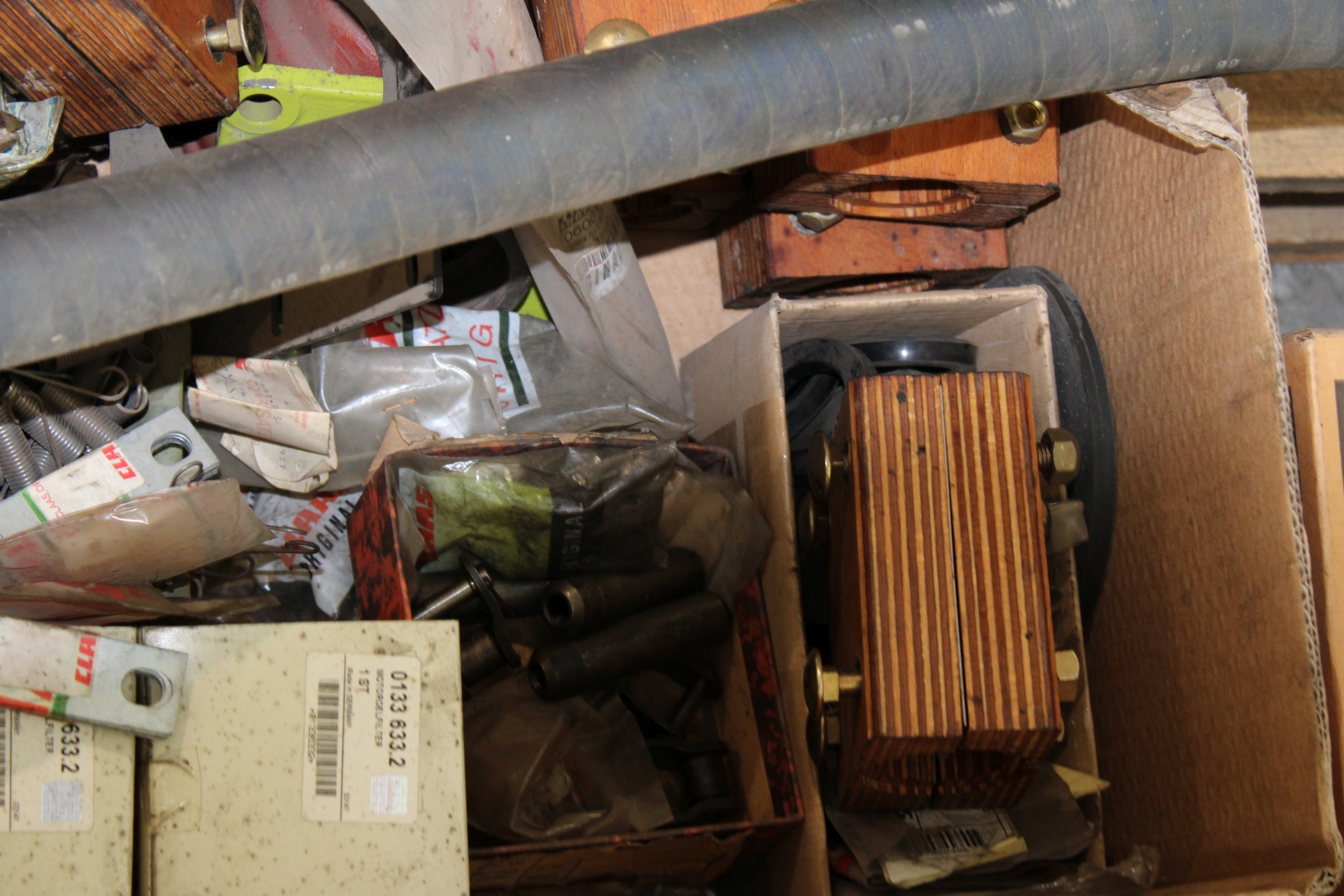 Alkatrész - Claas 4