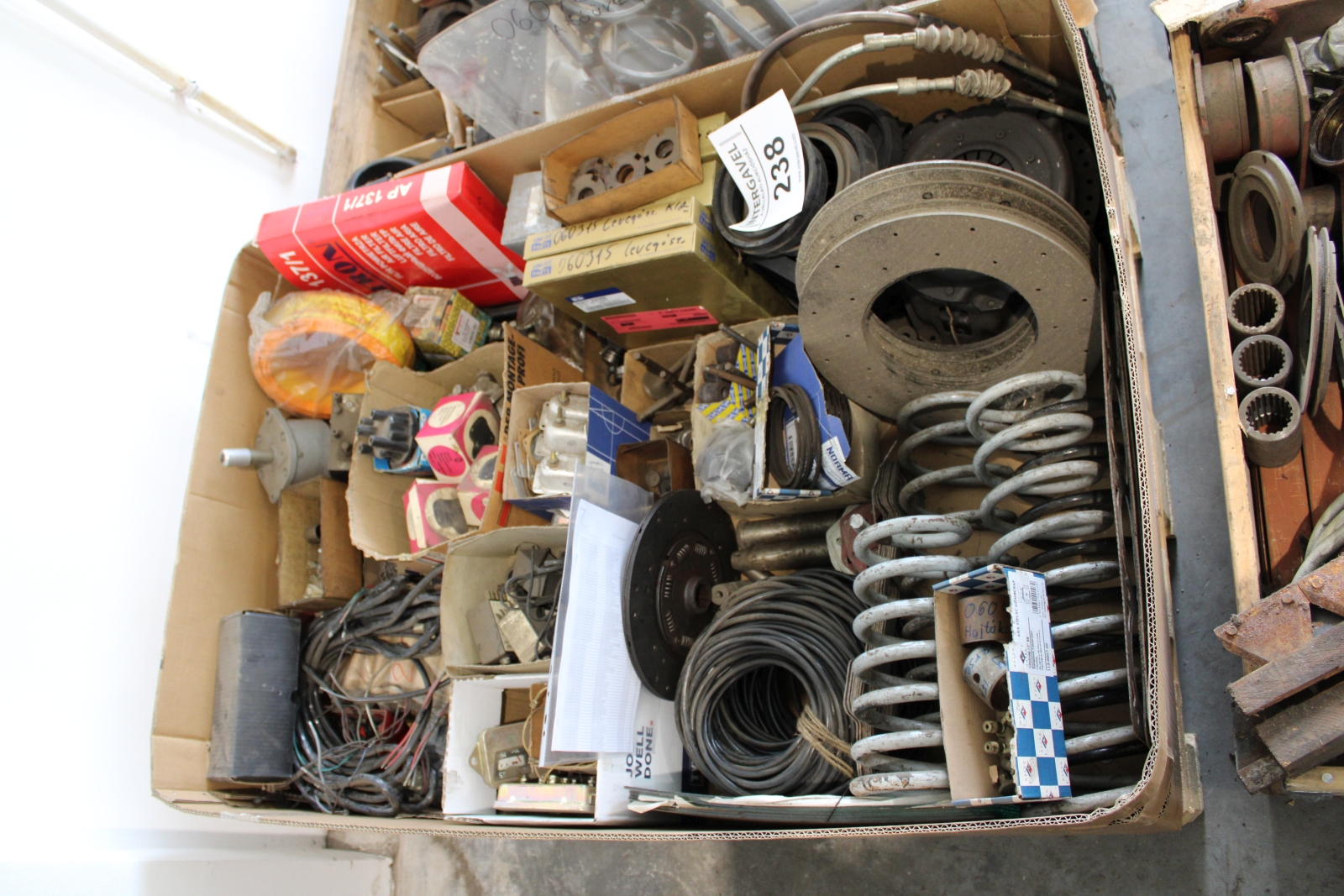 Alkatrész - Autóvillamosság, gépkocsi