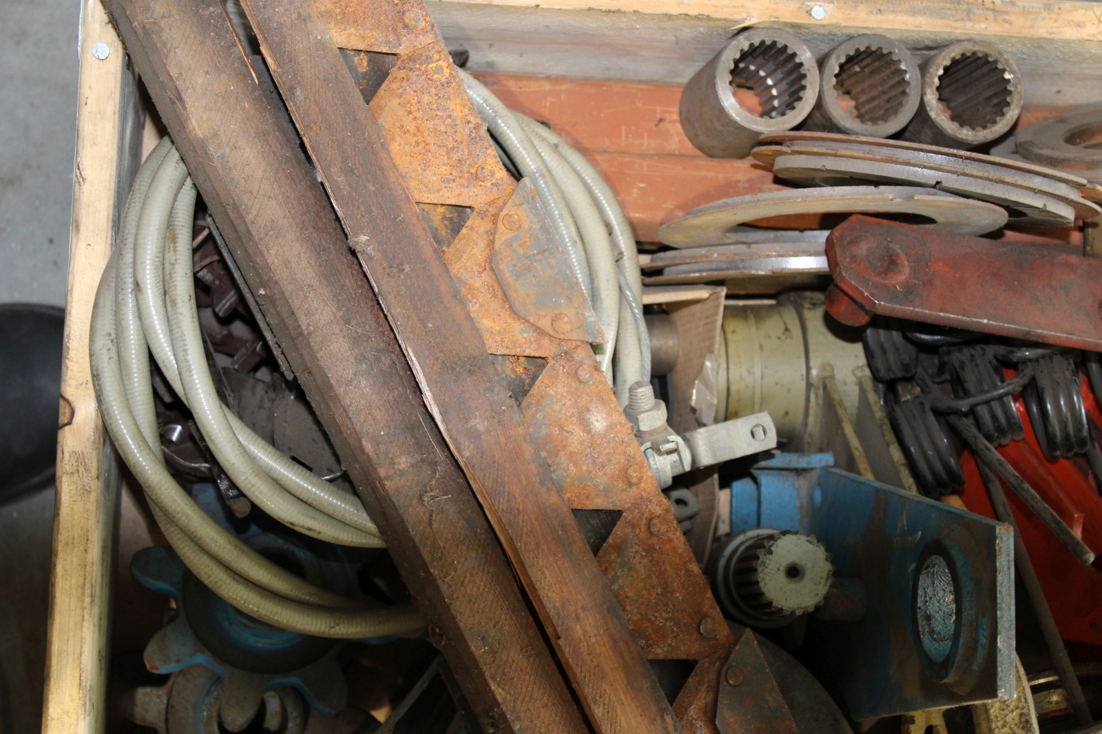 Alkatrész - Pótkocsi, műtrágyaszóró 3