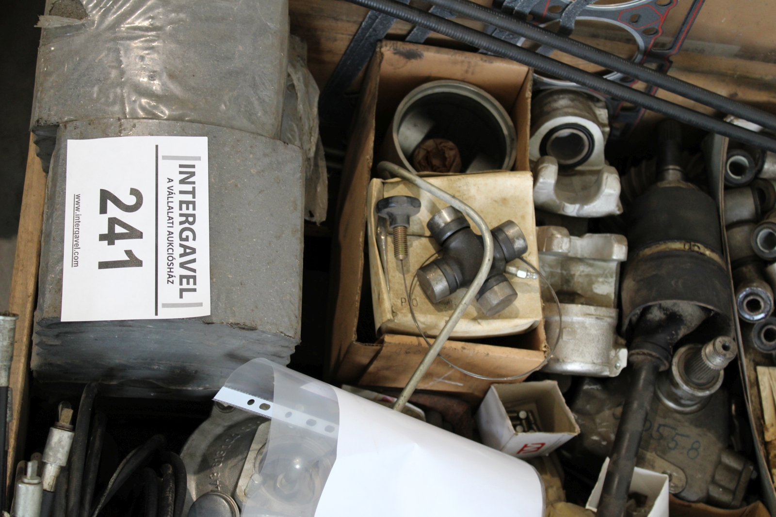 Alkatrész - Gépkocsi 3