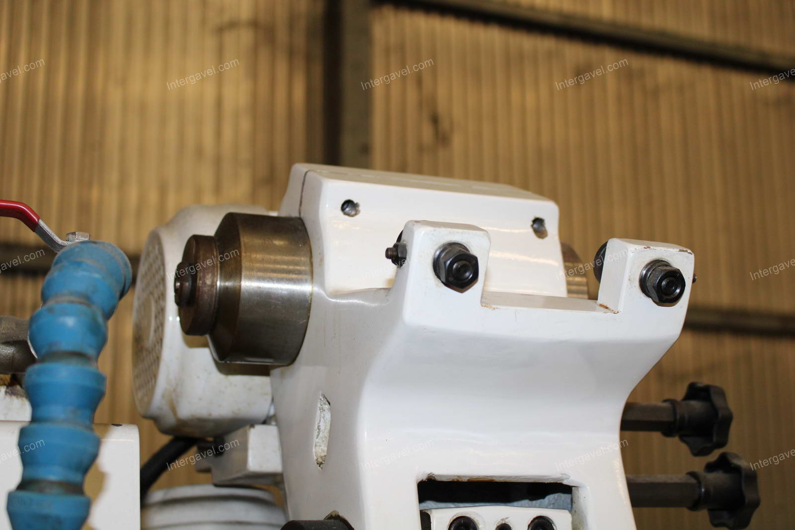 Univerzális köszörű 9