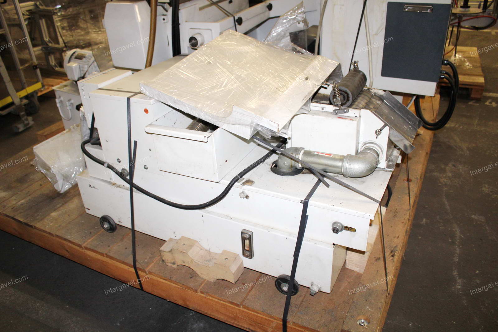 Univerzális köszörű 18