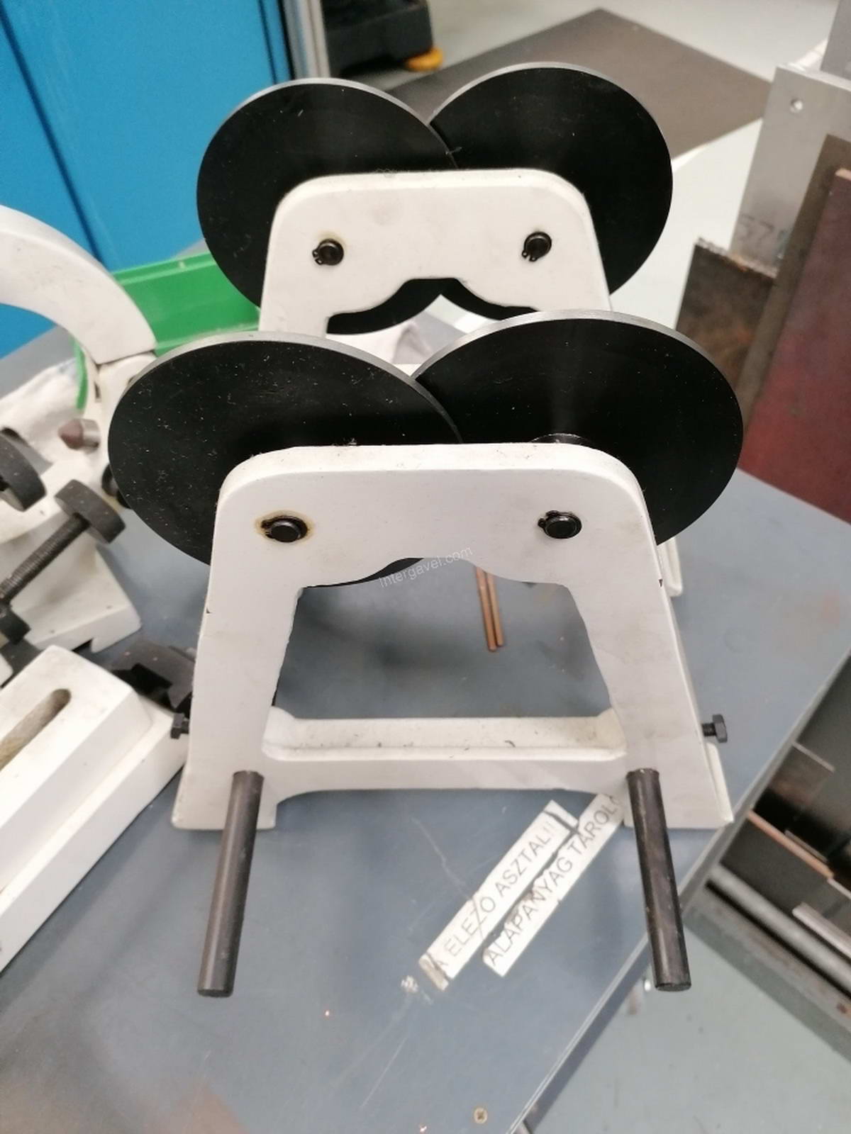 Univerzális köszörű 24