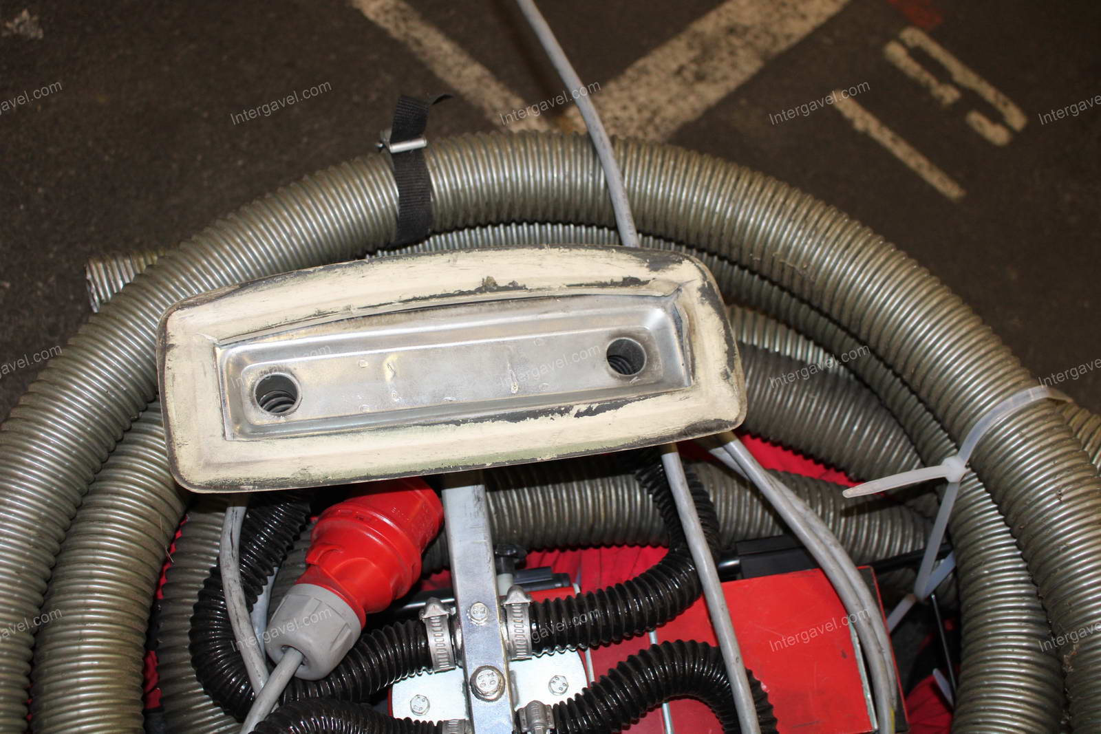 Vákuumszivattyú és megfogó egység 9