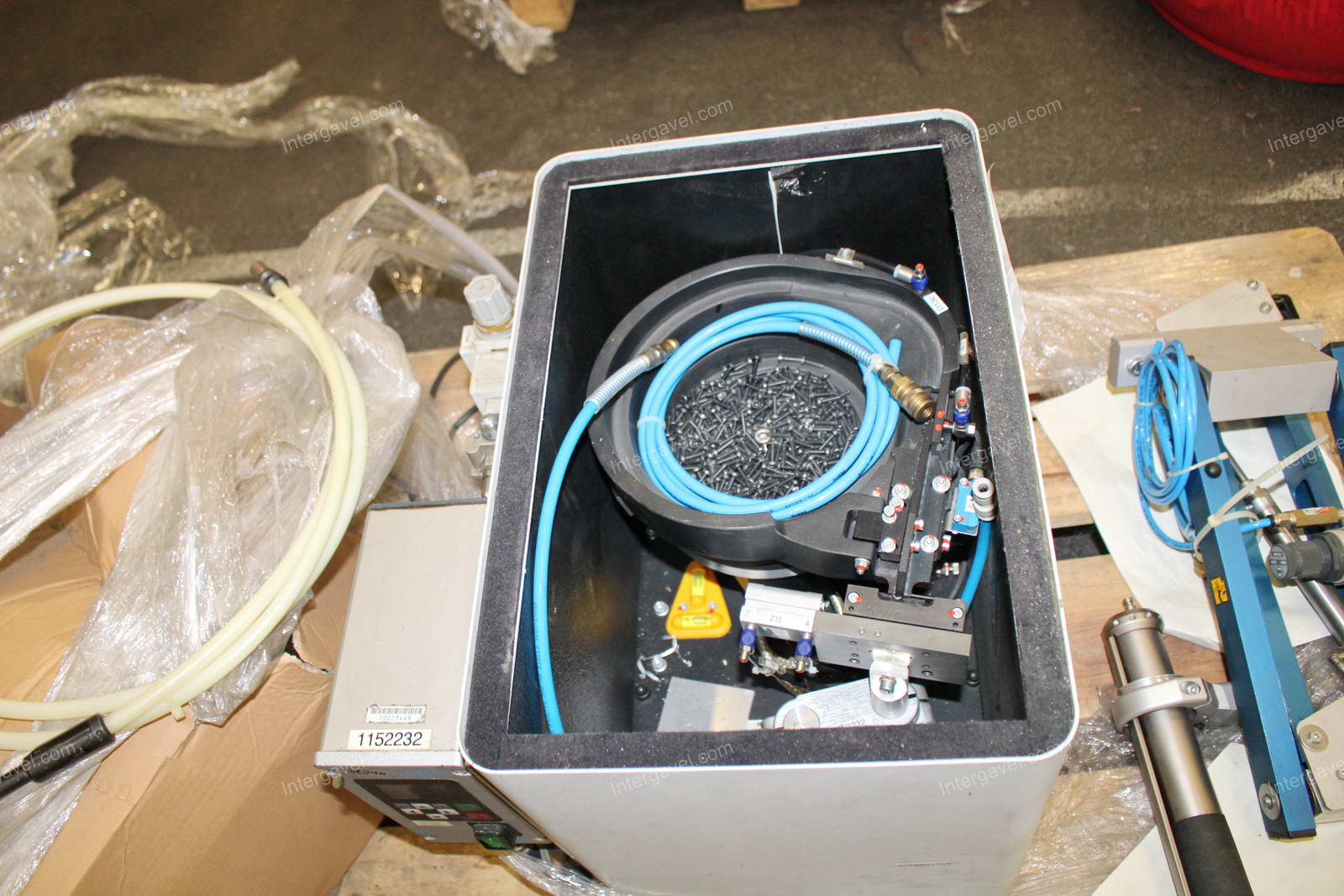 Vibrációs adagoló és csavarozó 3