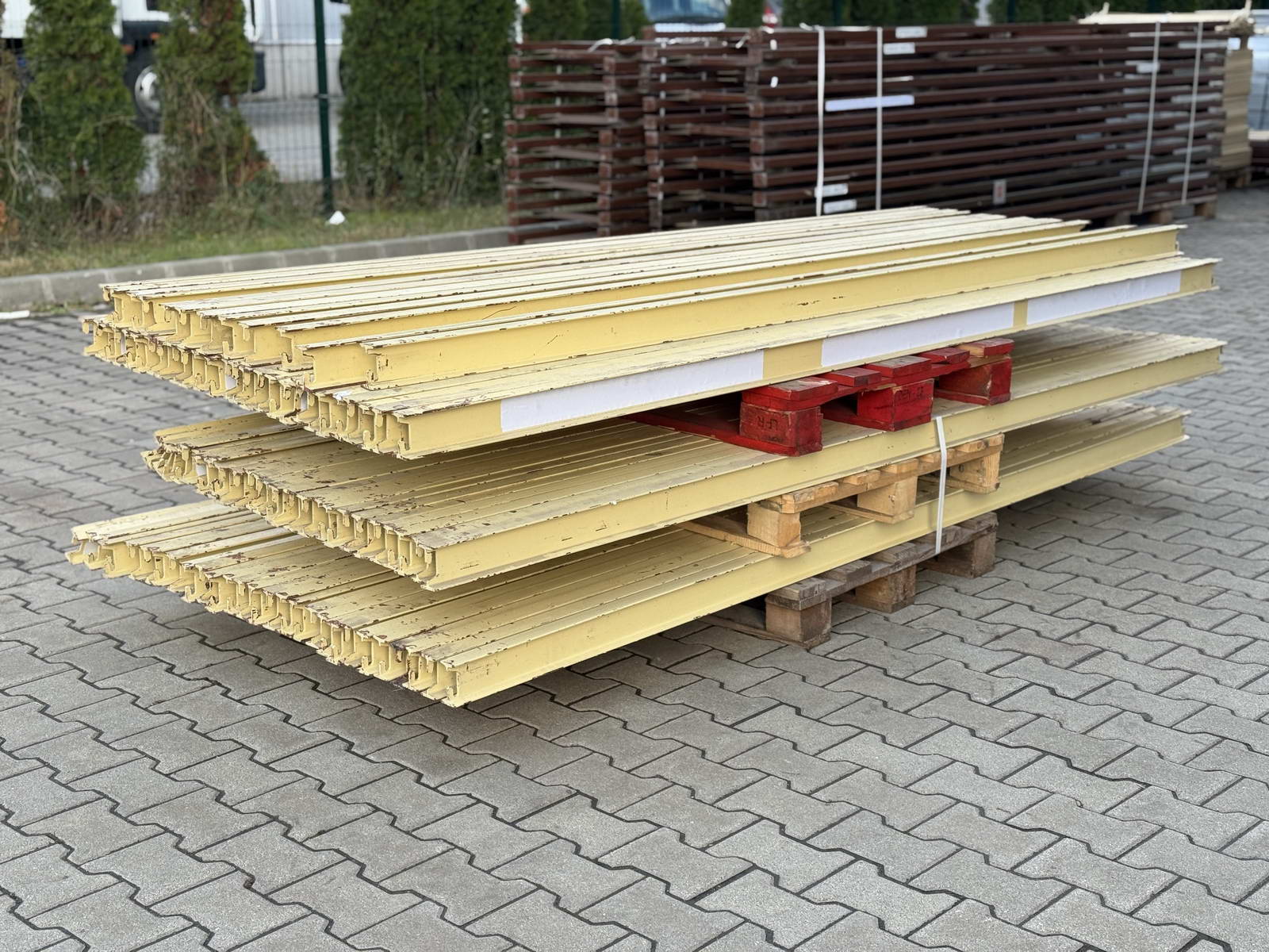 Raklapos állvány 18