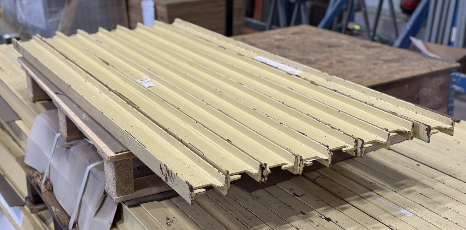 Raklapos állvány 25