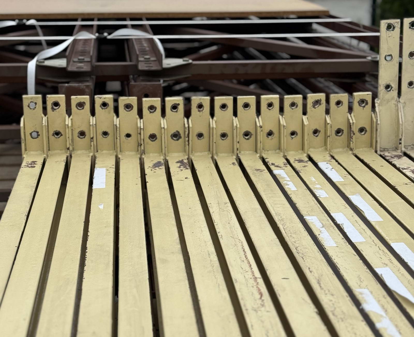 Raklapos állvány 32