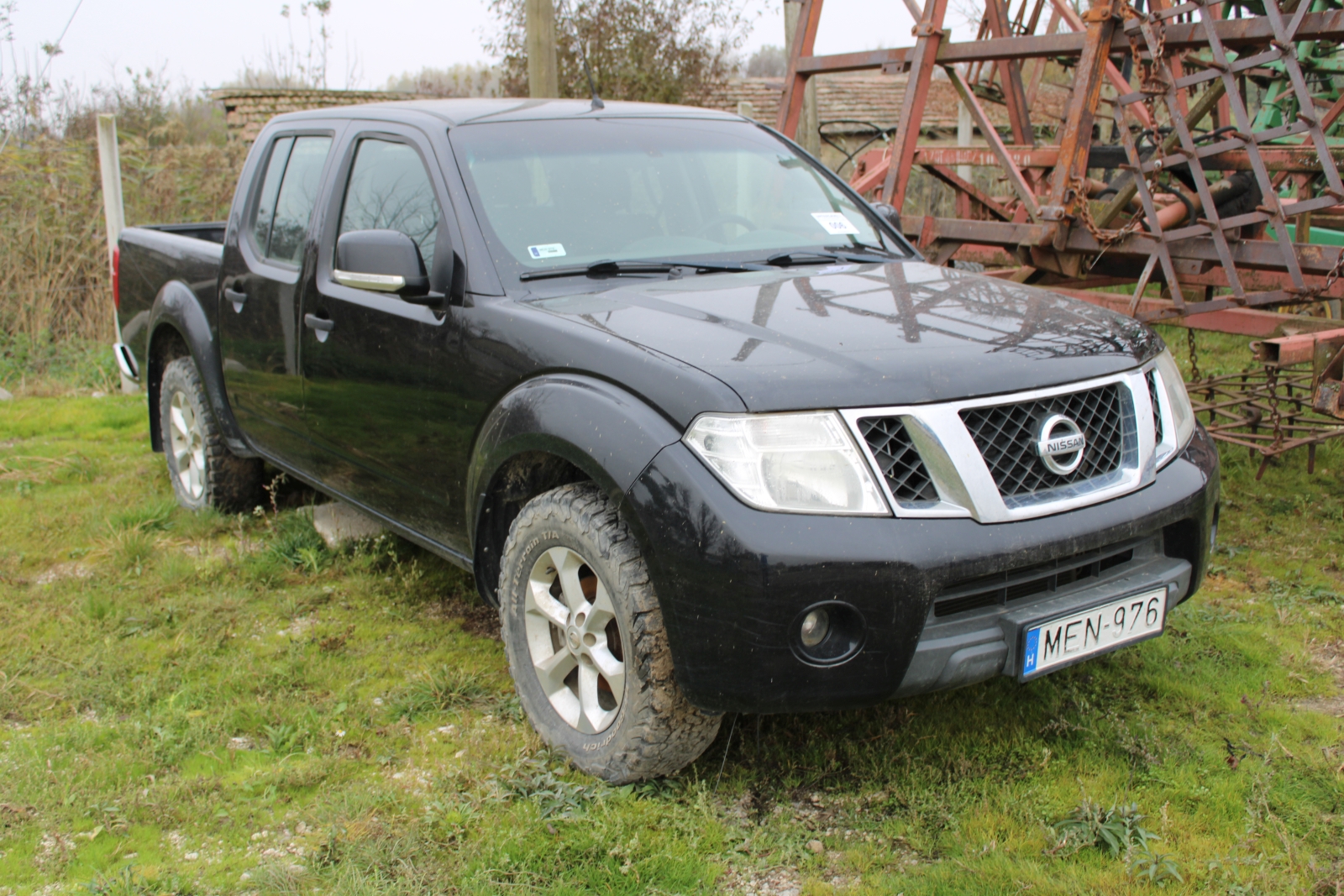 Nissan Navara 2