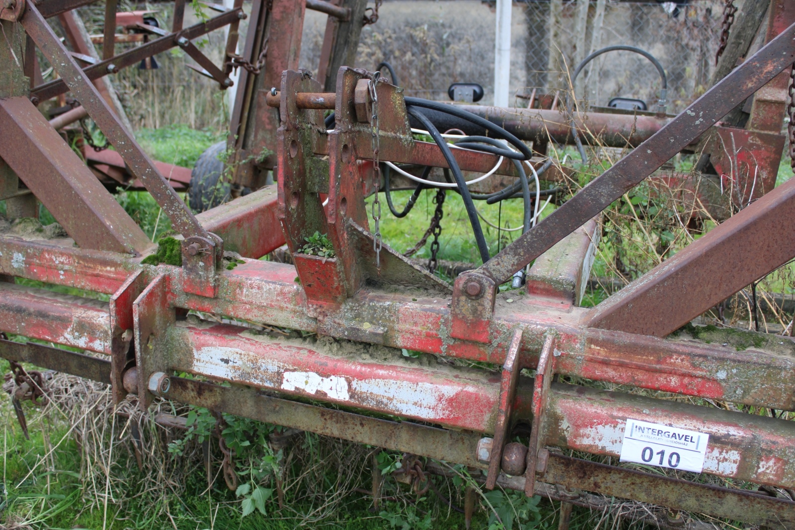 Függesztett fogasborona 8