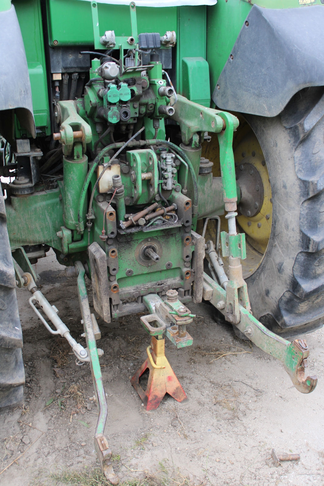 John Deere traktor alkatrésznek 6