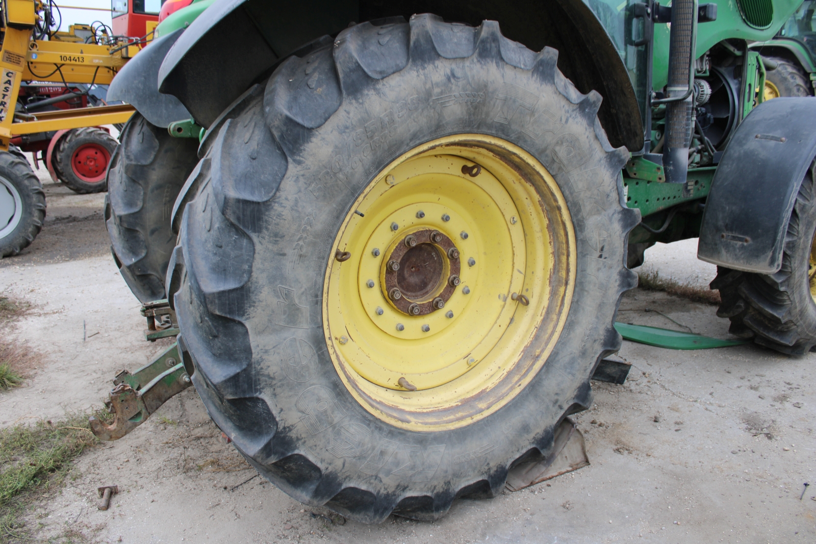 John Deere traktor alkatrésznek 9