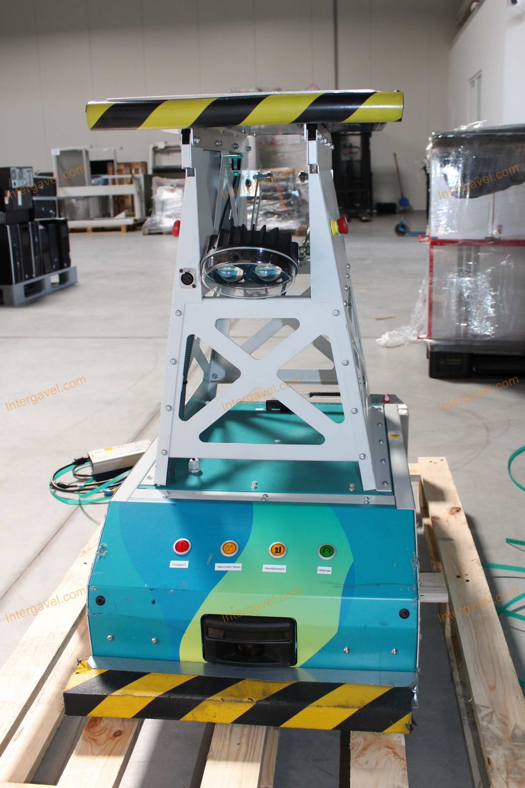 Anyagszállító robot 8