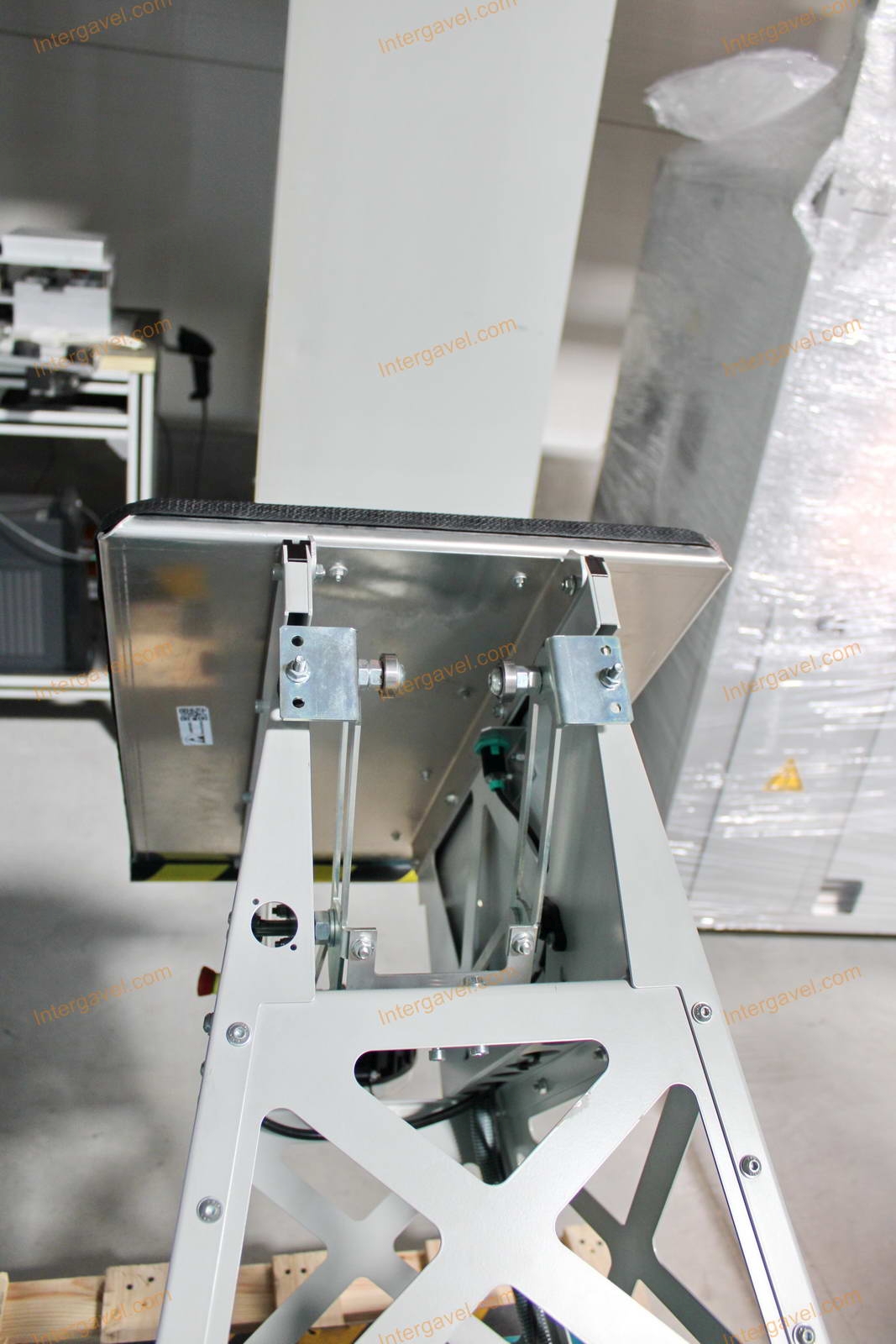 Anyagszállító robot 16