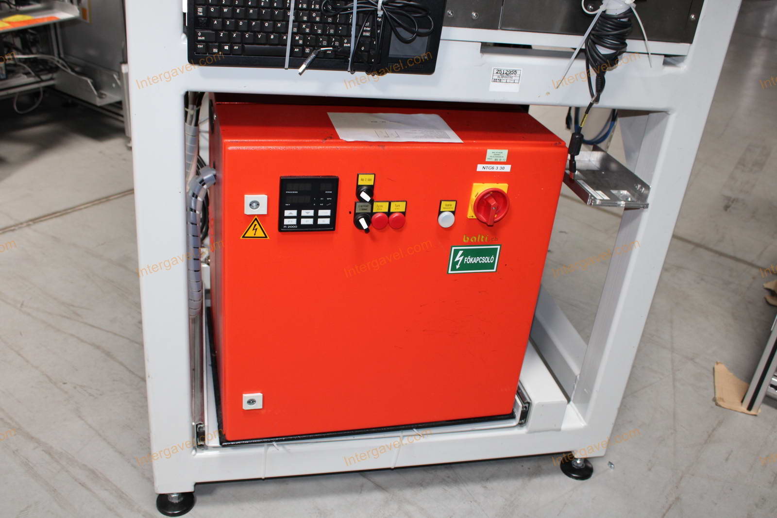 Bontott szerelő munkahely 18