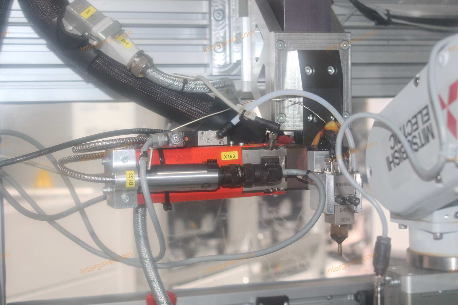 Bontott szerelő munkahely 24