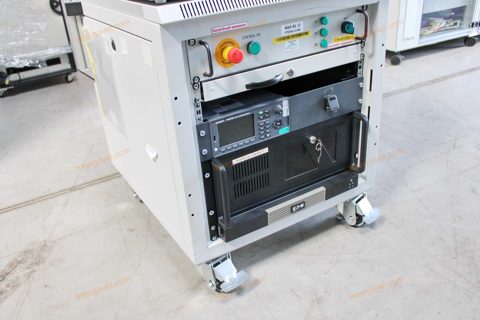 Bontott teszt szekrény 4