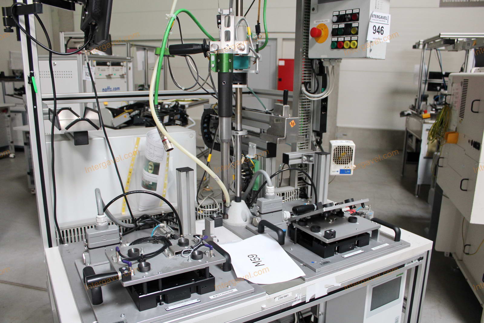 Bontott szerelő munkahely 4