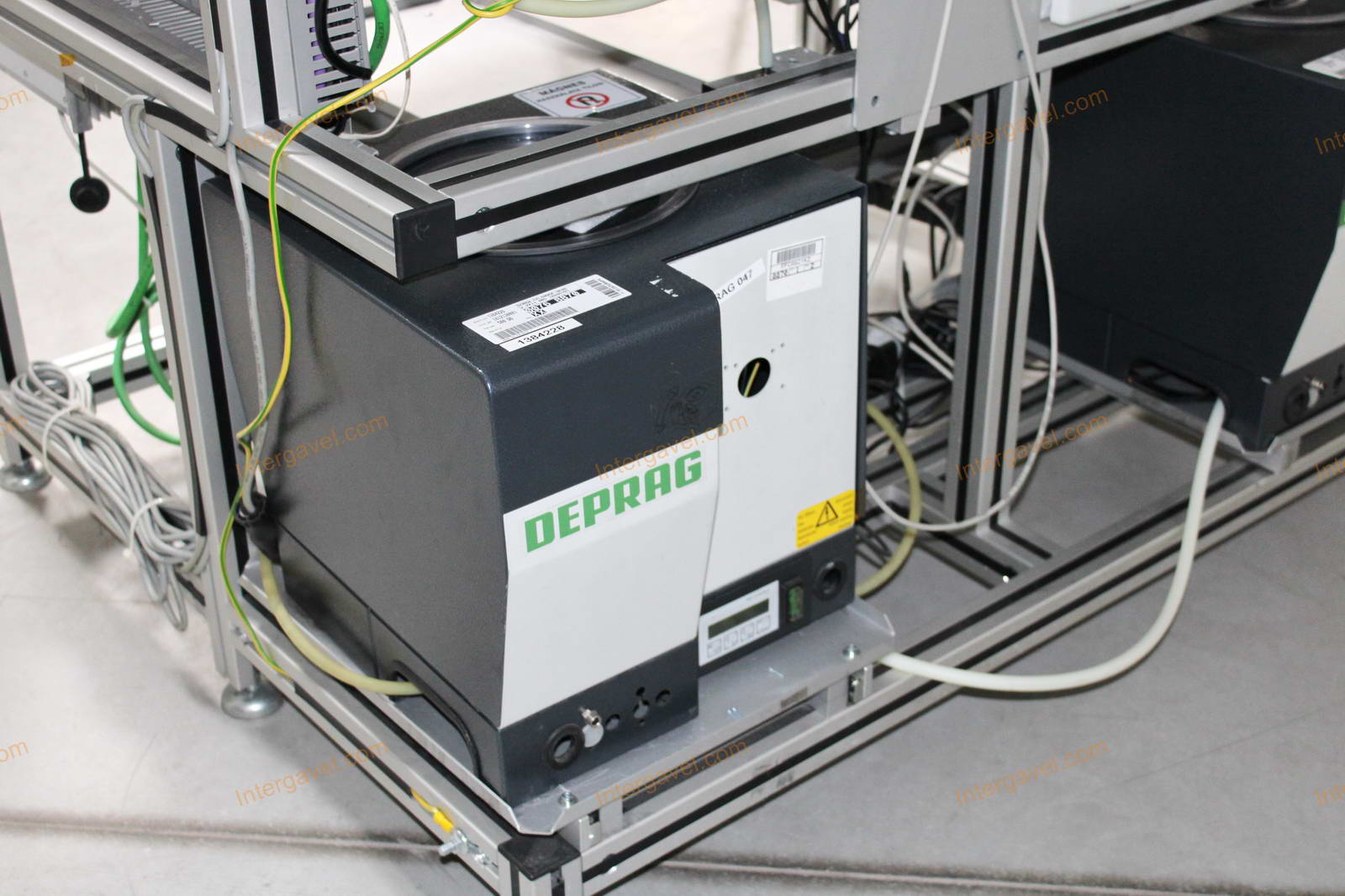 Bontott szerelő munkahely 19