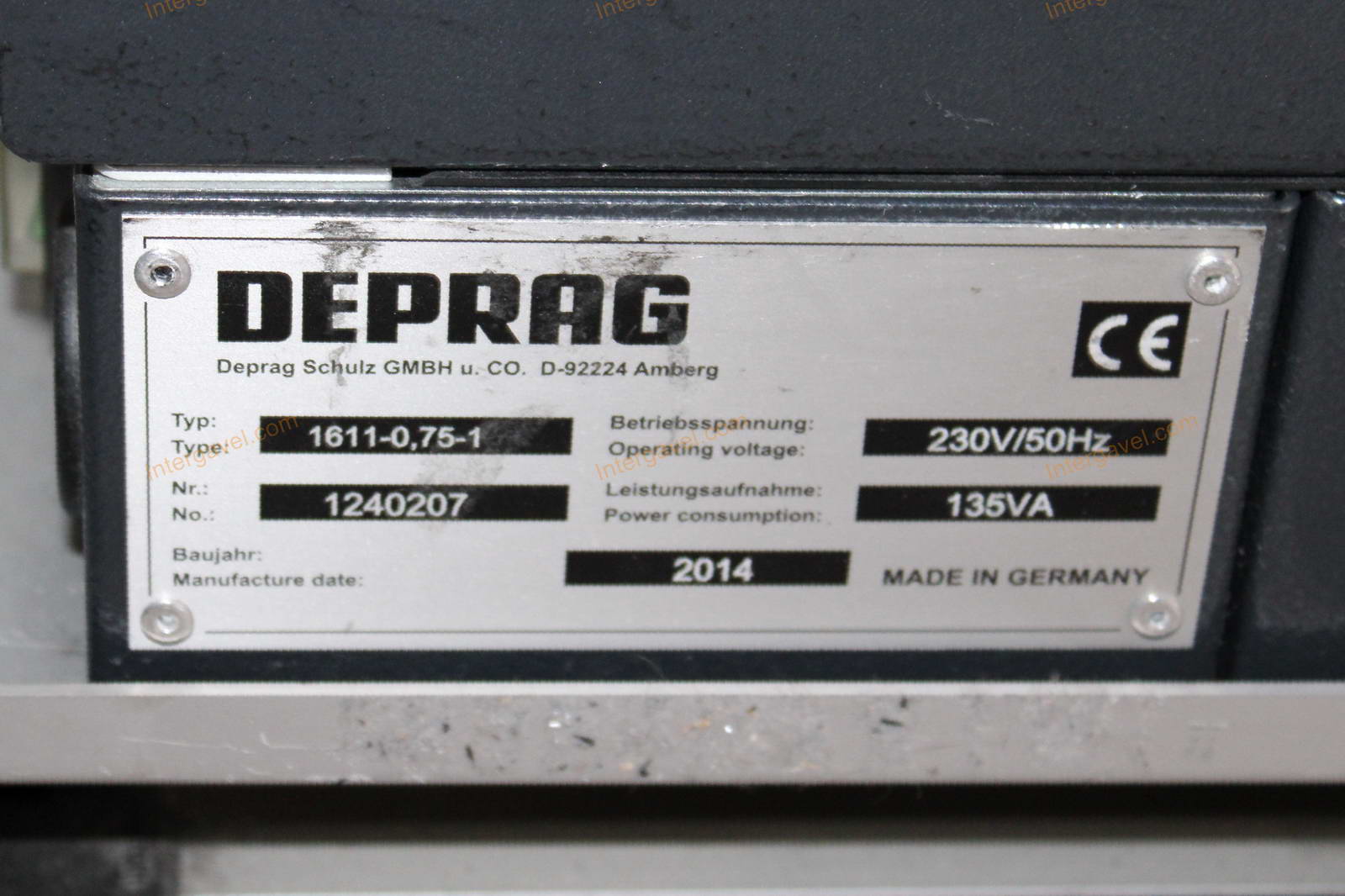 Bontott szerelő munkahely 23