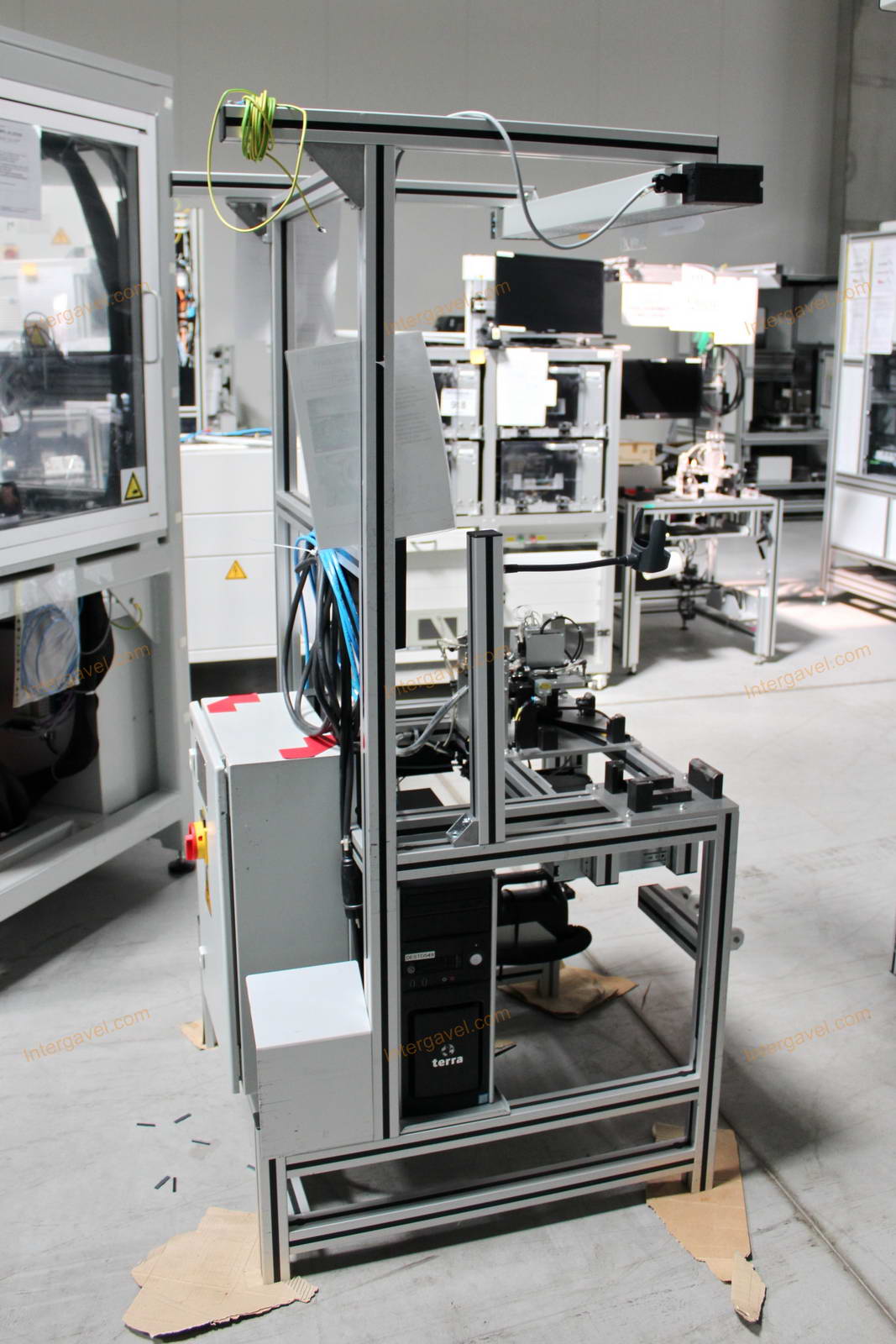 Bontott szerelő munkahely 3